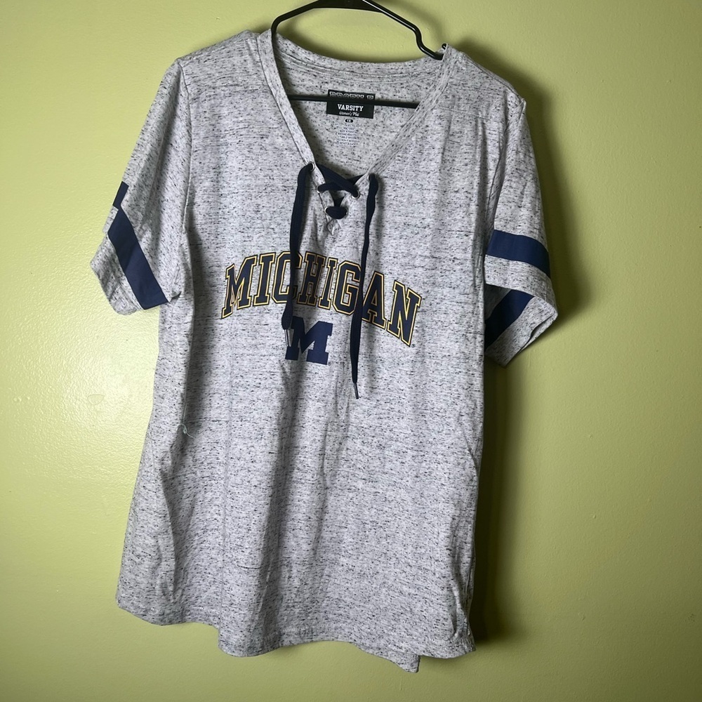 Profile Varsity Women's Plus Heathered T-Shirt